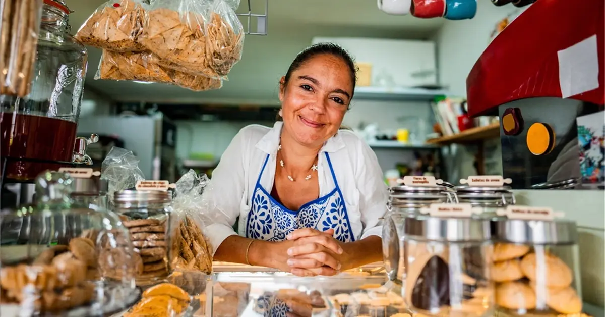 BID Invest impulsa el acceso al financiamiento a microempresas en Colombia junto con Banco Mundo Mujer